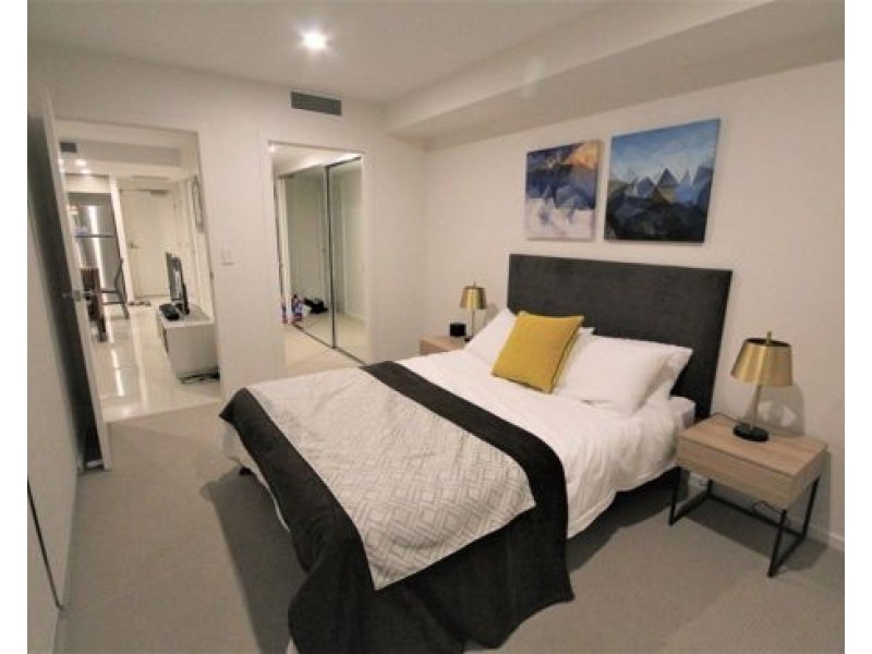 U35 45 Wellington Road, East Brisbane QLD 4169