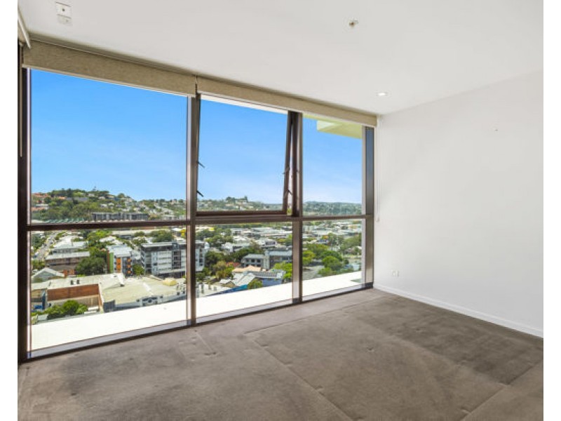 1004/50-54 Hundson Road, Albion QLD 4010