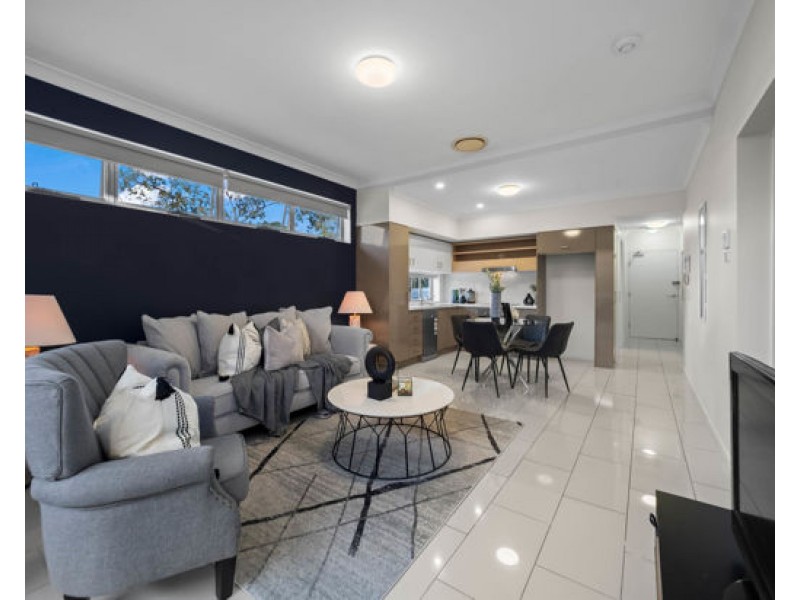 Unit 5 / 96 Dell Road, St Lucia QLD 4067