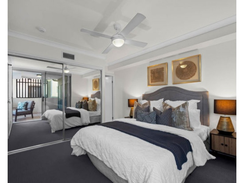 Unit 5 / 96 Dell Road, St Lucia QLD 4067