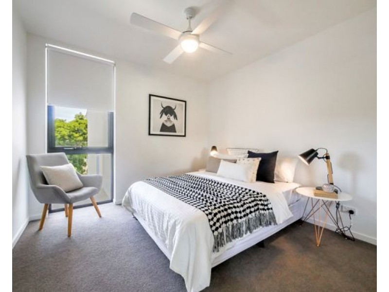Unit 211 44-52 Grantson Street, Windsor QLD 4030