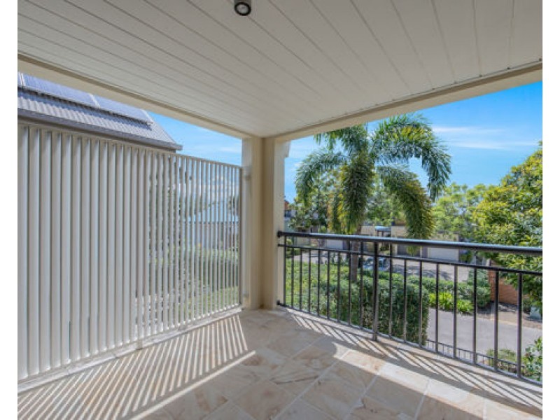 2074/1 The Vistas Drive, Carrara QLD 4211