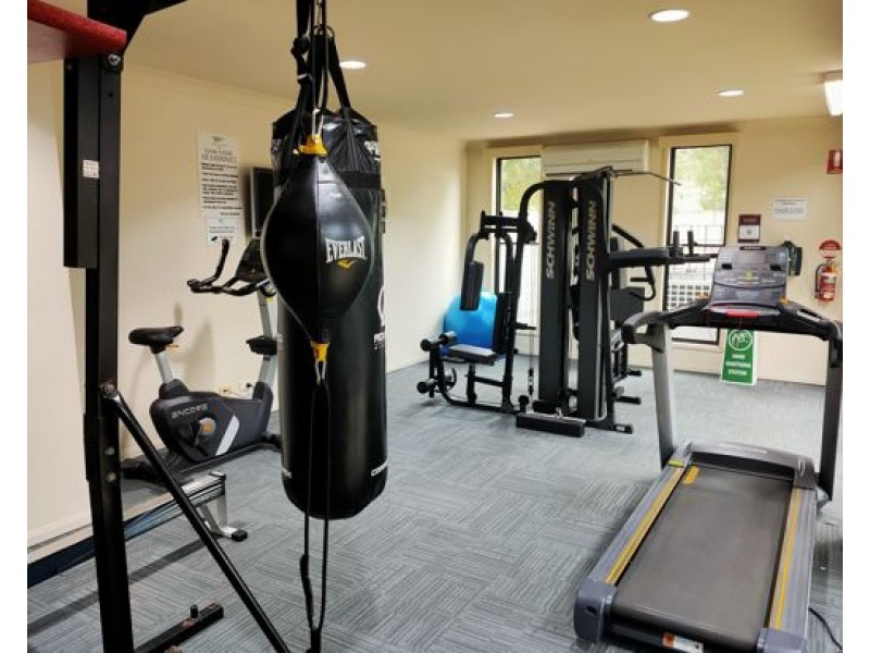 2074/1 The Vistas Drive, Carrara QLD 4211