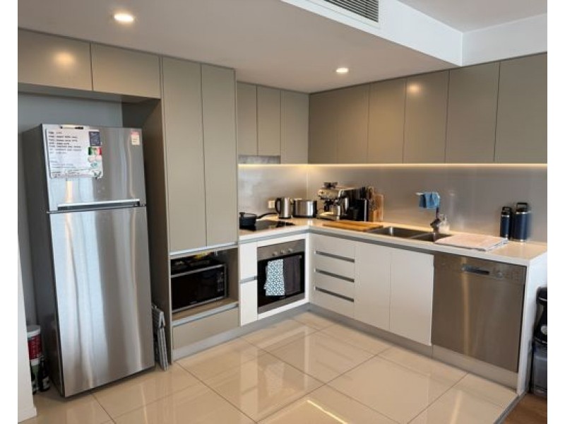 U414 45 Wellington Road, East Brisbane QLD 4169