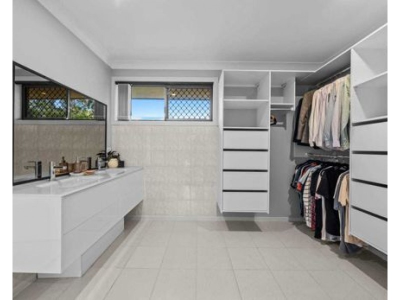 78 Parasol Street, Ashmore QLD 4214