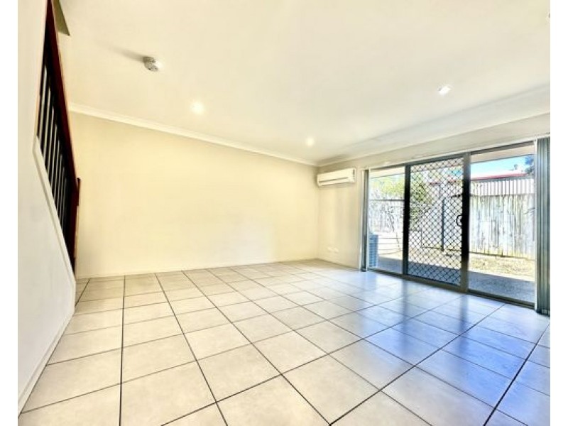 110 Orchard road, Richlands QLD 4077