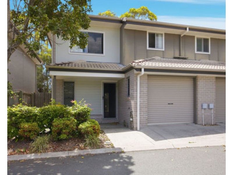 30/104A River Hills Road, Eagleby QLD 4207