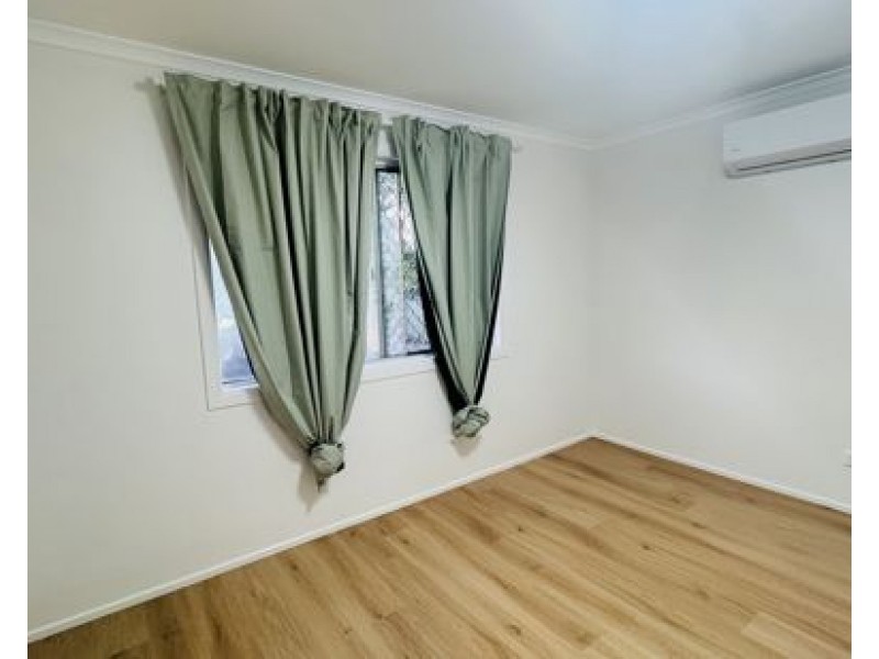 22 Hocking Street, Arundel QLD 4214