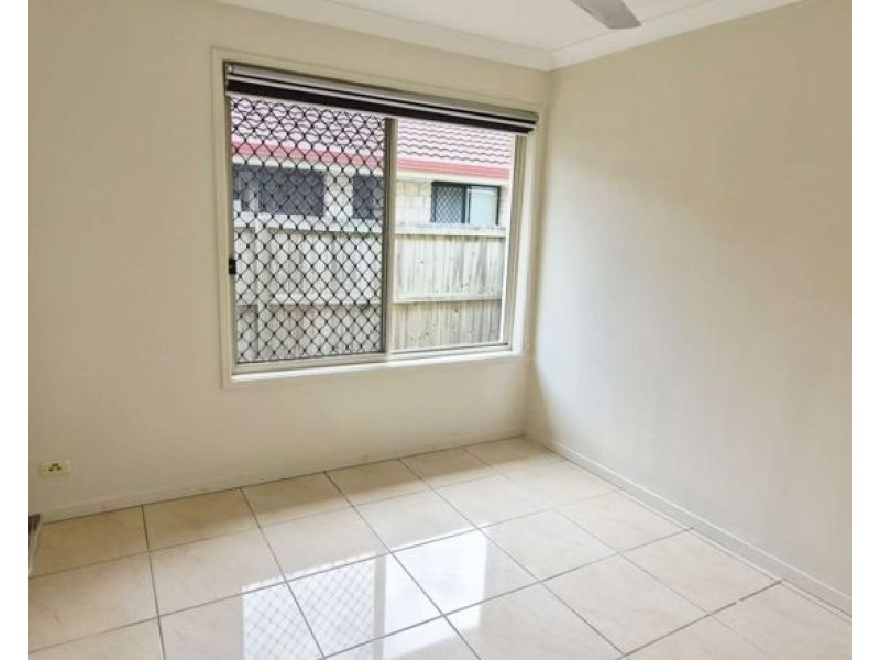 17 Frankland Avenue, Waterford QLD 4133