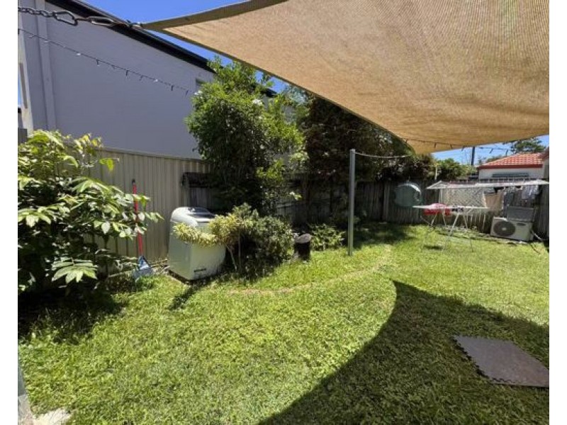 27/74 Plaza Street, Wynnum West QLD 4178
