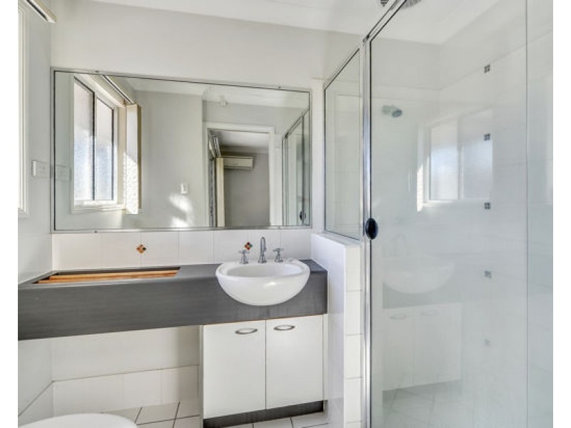 20 Federation Street, Wynnum West QLD 4178