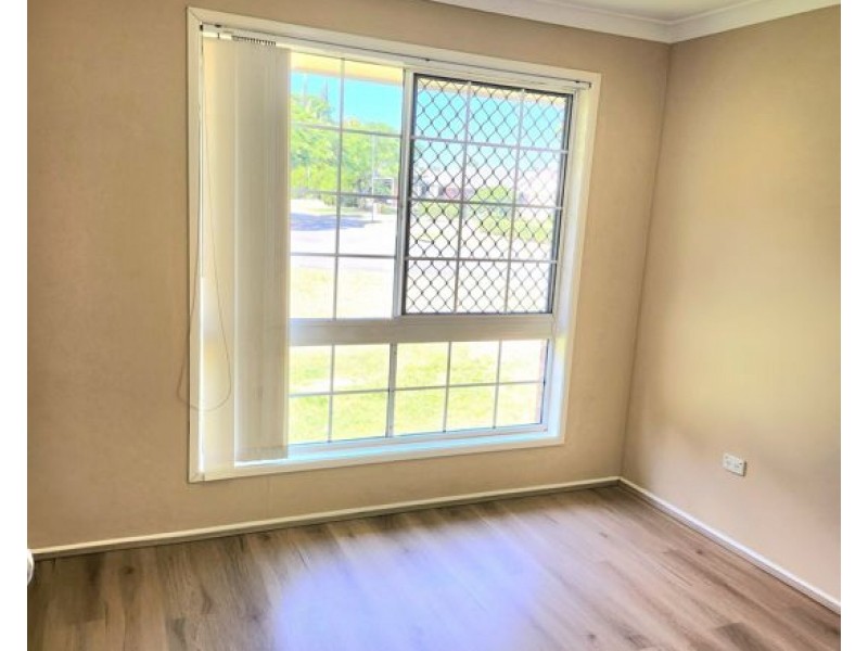 9 Tapioca Street, Eight Mile Plains QLD 4113