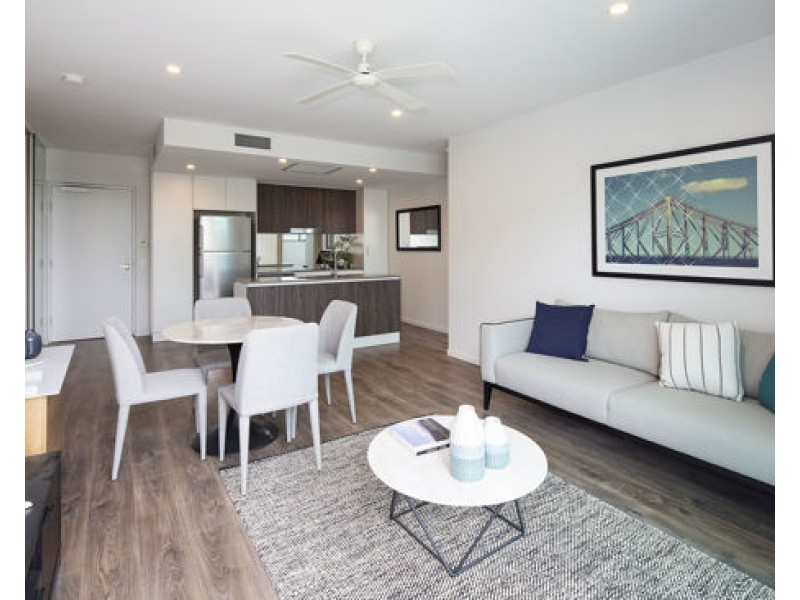 12 Sanders St, Upper Mount Gravatt QLD 4122