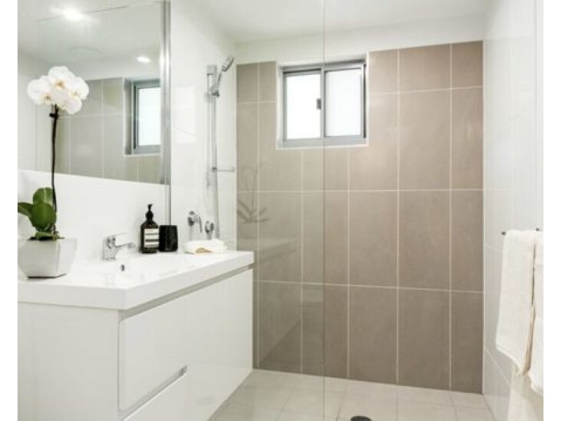 6 6-10 Wattle St, Yorkeys Knob QLD 4878