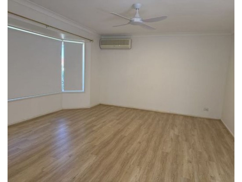 5 Vancouver Drive, Robina QLD 4226