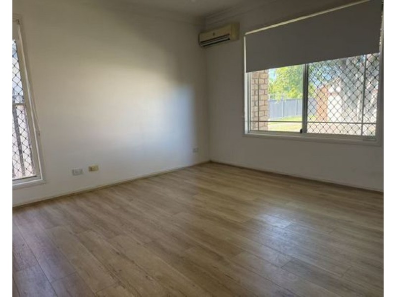 5 Vancouver Drive, Robina QLD 4226