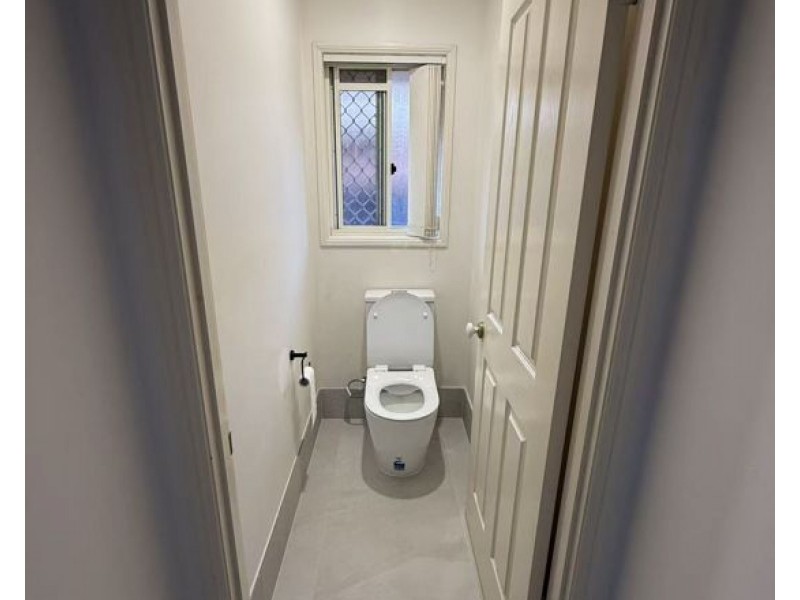 5 Vancouver Drive, Robina QLD 4226