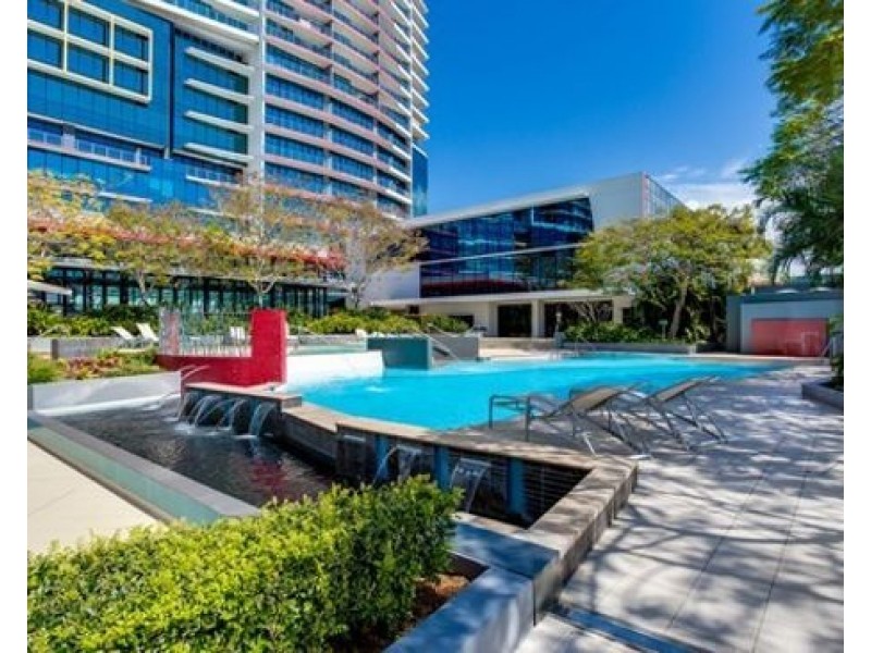 32306/9 Lawson St, Southport QLD 4215