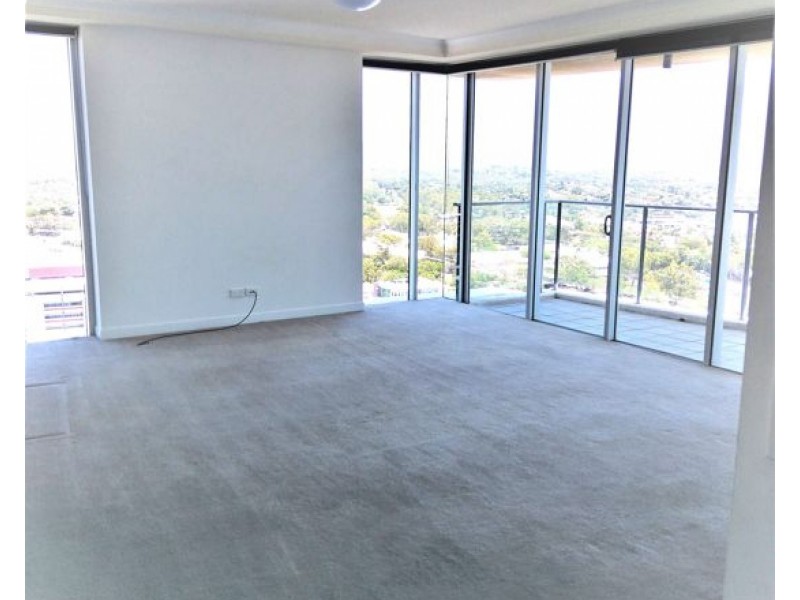 32306/9 Lawson St, Southport QLD 4215