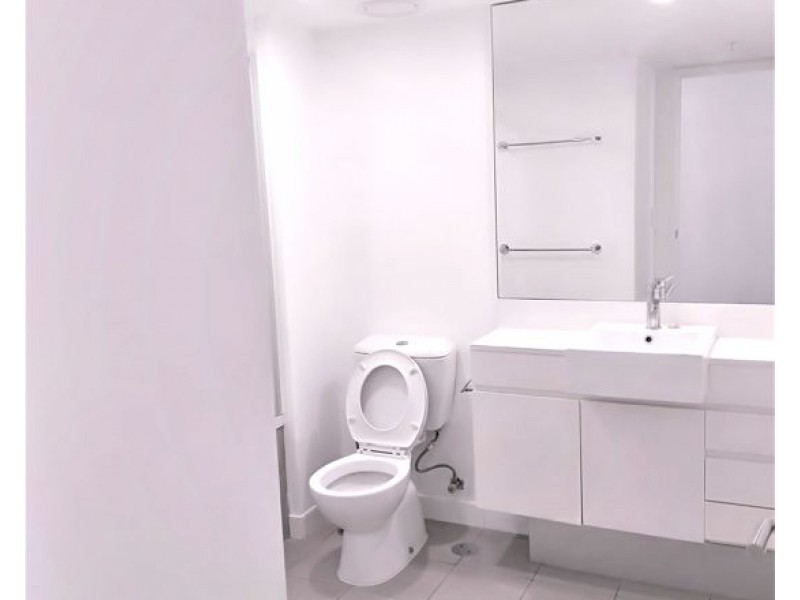 32306/9 Lawson St, Southport QLD 4215