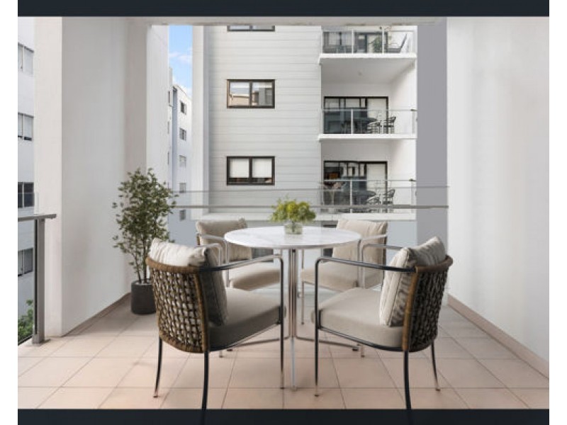 221/24 Wyatt Street, Newstead QLD 4006