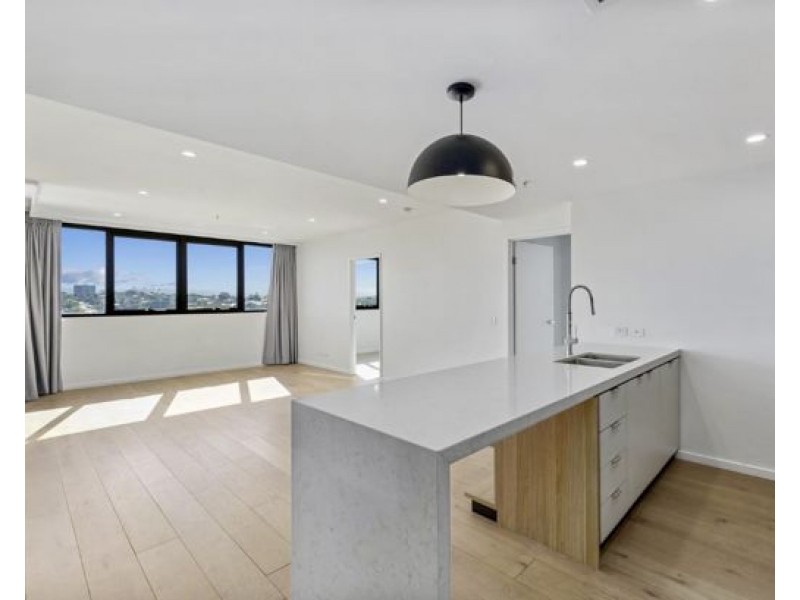 1307/17 Deshon Street, Woolloongabba QLD 4102