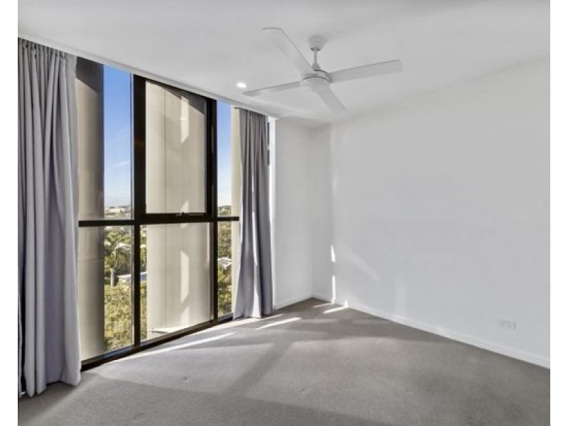 1307/17 Deshon Street, Woolloongabba QLD 4102