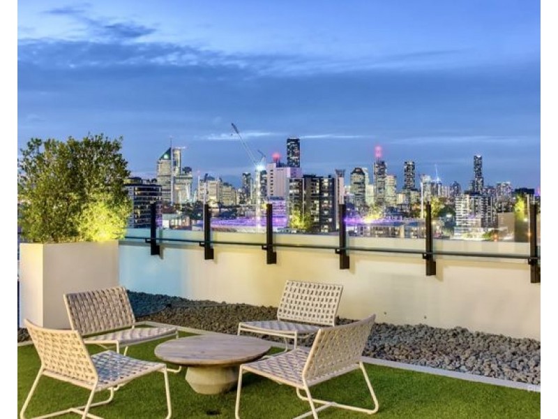 1307/17 Deshon Street, Woolloongabba QLD 4102