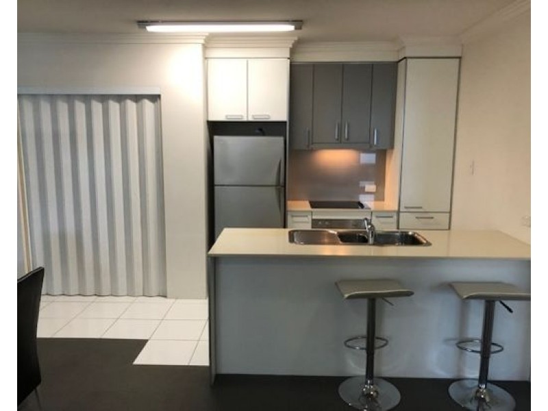 2707 / 3 Main Street, Varsity Lakes QLD 4227