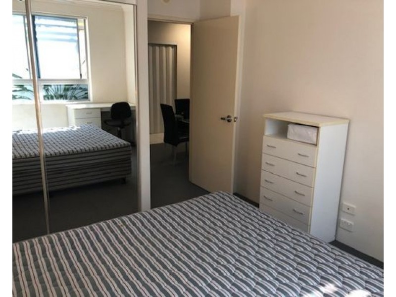 2707 / 3 Main Street, Varsity Lakes QLD 4227