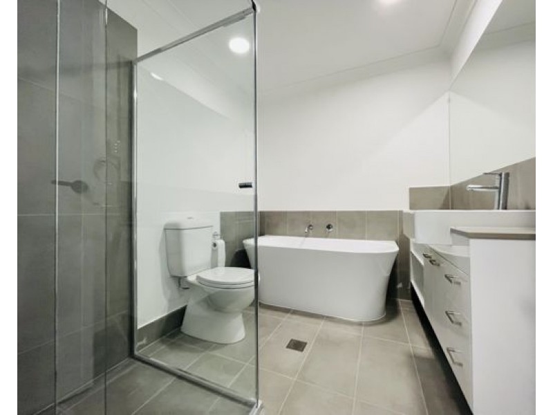 35 52 Highgrove St, Calamvale QLD 4116