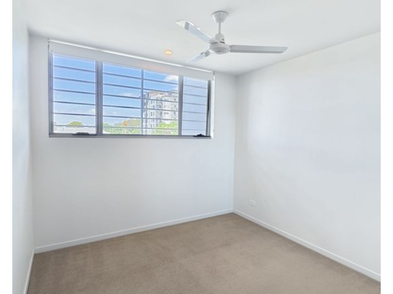 5UF/12 Sander St, Upper Mount Gravatt QLD 4122