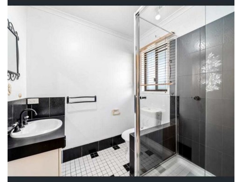 11 Lorna Street, Browns Plains QLD 4118