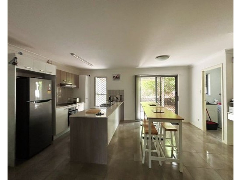 27/40 Old Logan Road, Gailes QLD 4300