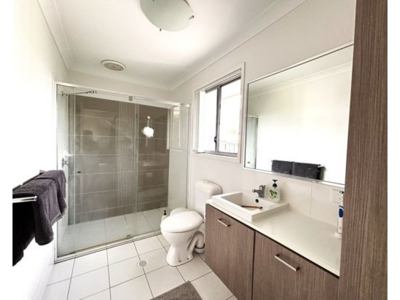 27/40 Old Logan Road, Gailes QLD 4300