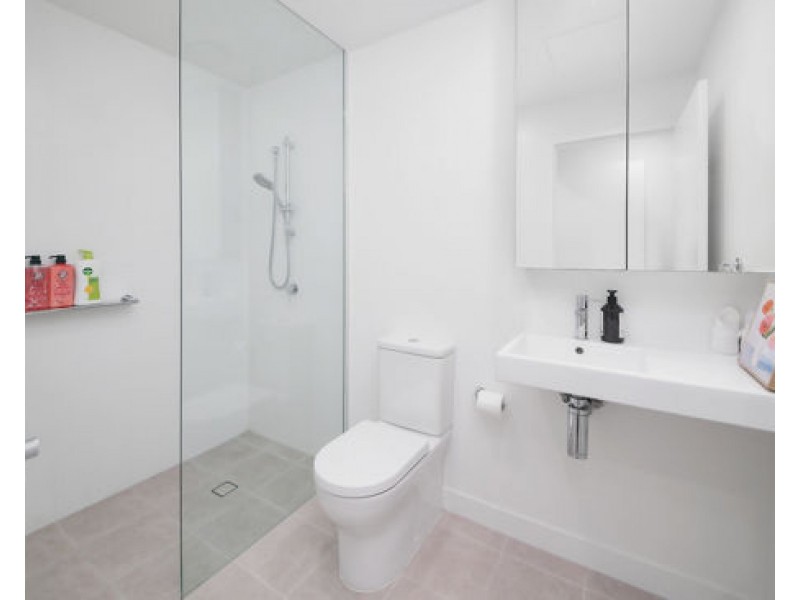 10606/7 Wharf Street, Hamilton QLD 4007