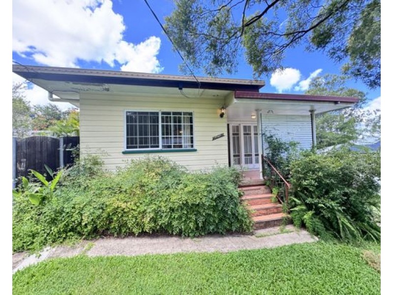 19 Paten Street, North Ipswich QLD 4305