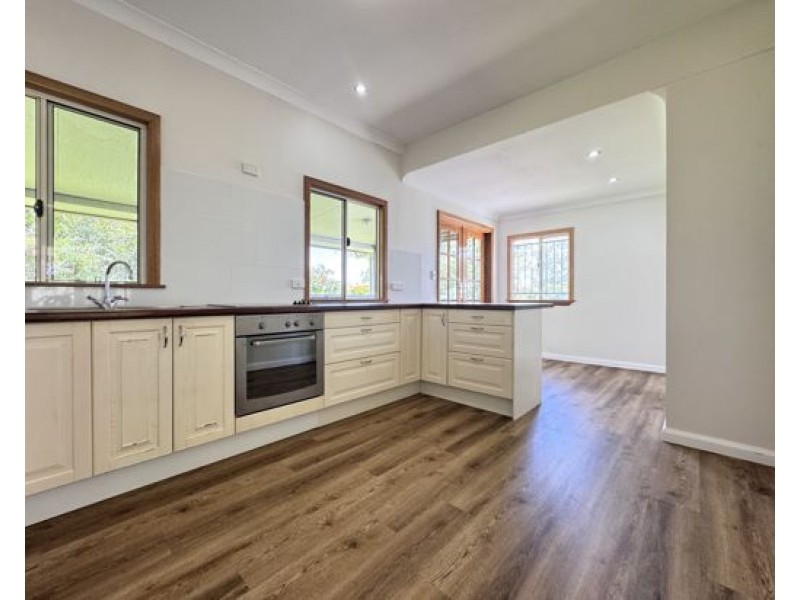 19 Paten Street, North Ipswich QLD 4305