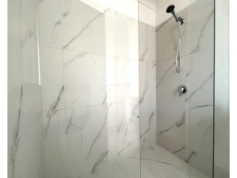 2/40 Old Logan Road, Camira QLD 4300