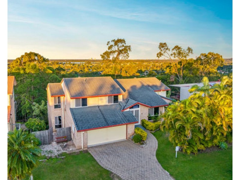 70 Tamworth Drive, Helensvale QLD 4212