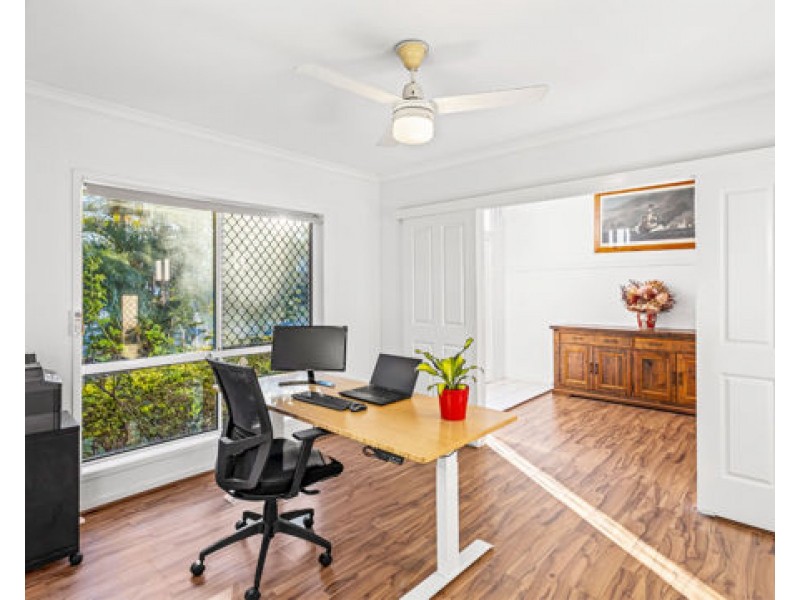 70 Tamworth Drive, Helensvale QLD 4212