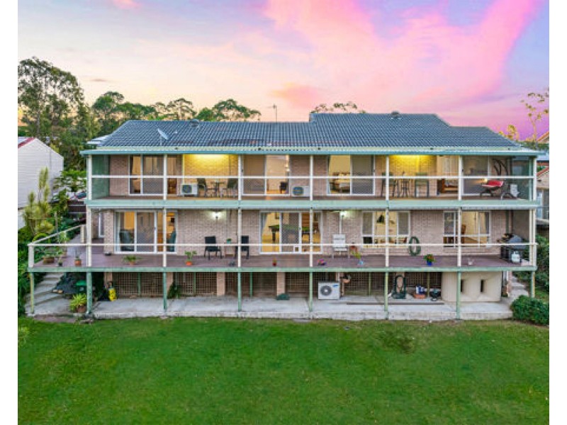 70 Tamworth Drive, Helensvale QLD 4212