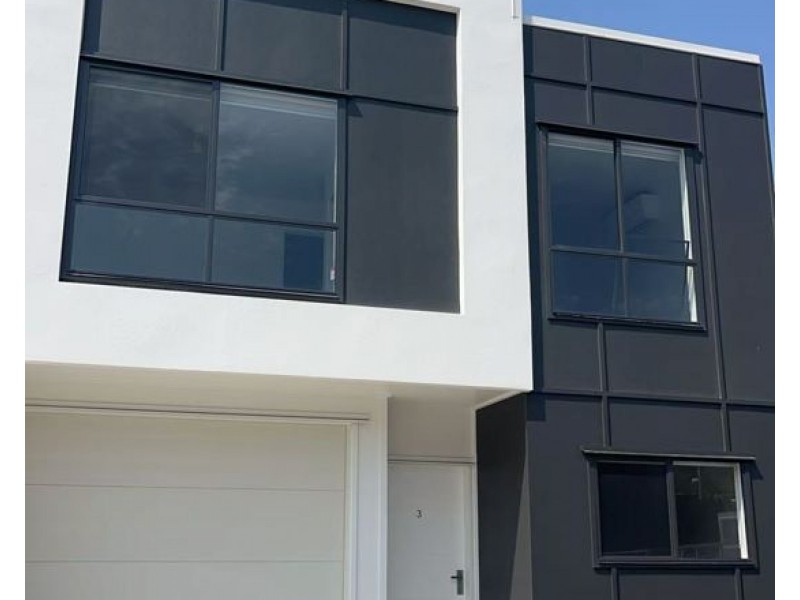 27 Byrne st, Bundamba QLD 4304