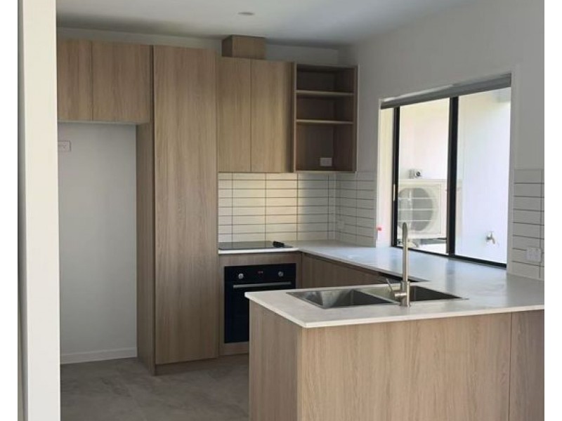 27 Byrne st, Bundamba QLD 4304