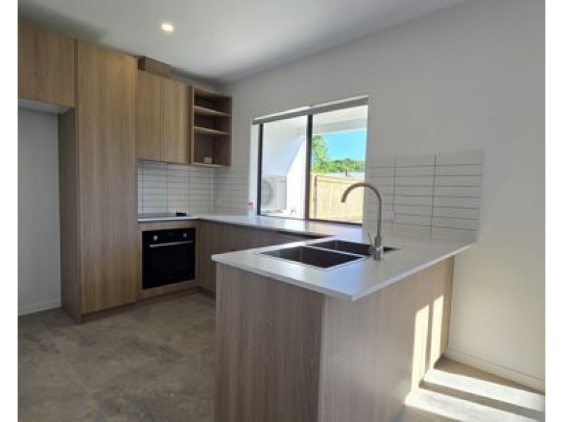 3/27 Byrne st, Bundamba QLD 4304