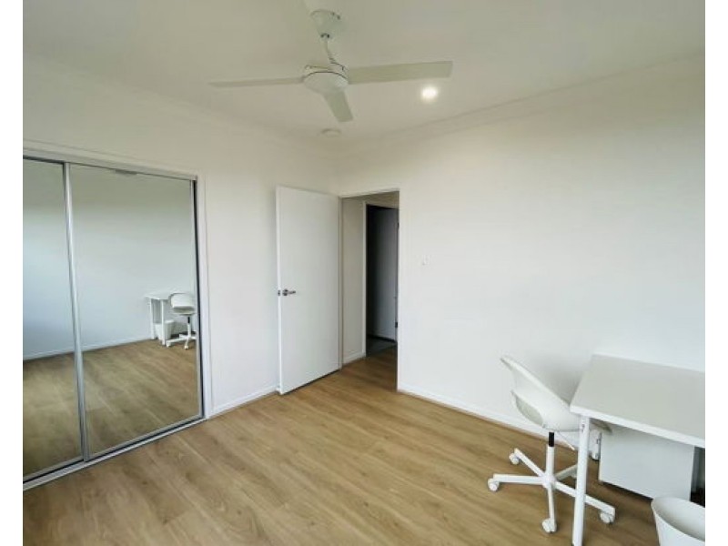 9 A-B-C Barbeth Road, Greenbank QLD 4124