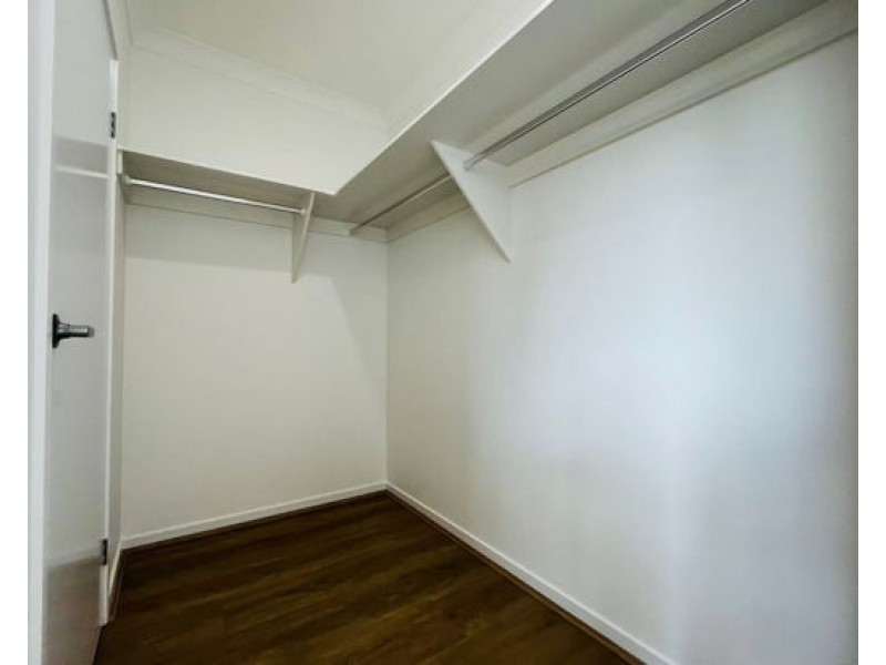 9 A-B-C Barbeth Road, Greenbank QLD 4124