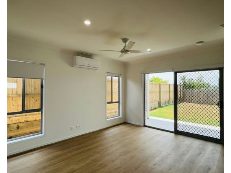 9 A-B-C Barbeth Road, Greenbank QLD 4124