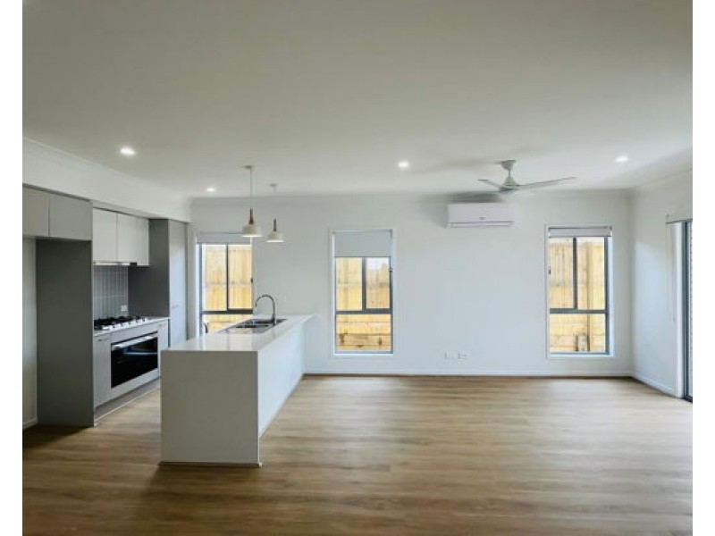 9 A-B-C Barbeth Road, Greenbank QLD 4124