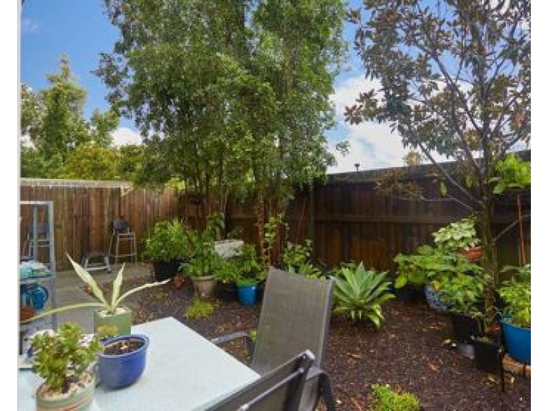 9/131 McAuley Parade, Pacific Pines QLD 4211